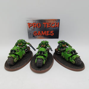 Warhammer 40K - Space Marines - Salamander Primaris Outriders #20913