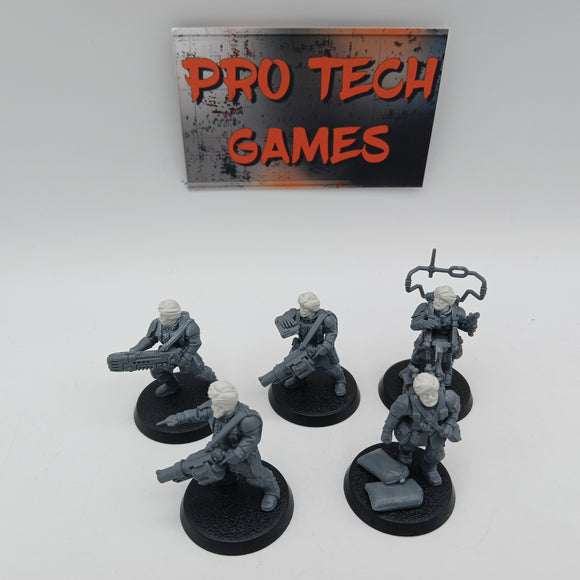 Warhammer 40K: Astra Militarum: Cadian Command Squad #25570