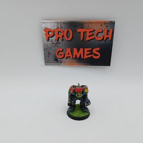 Orks - Warboss With Bionik Arm & Kustom Weapon - #17318