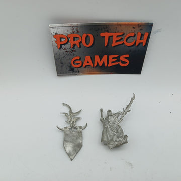 Dark Elf - Metal - Army Box Limited Edition Standard Bearer - #27642