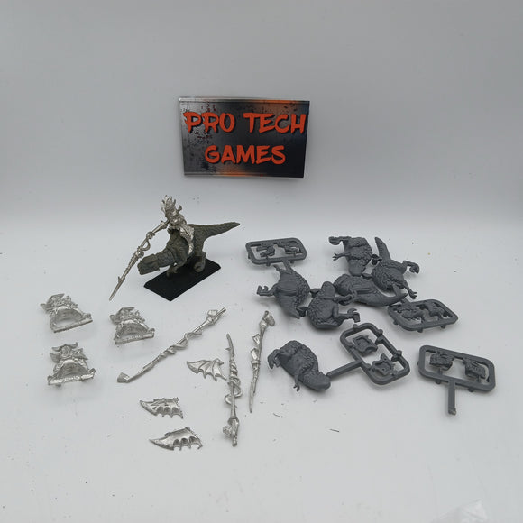 Dark Elves - Cold one Riders - #28748